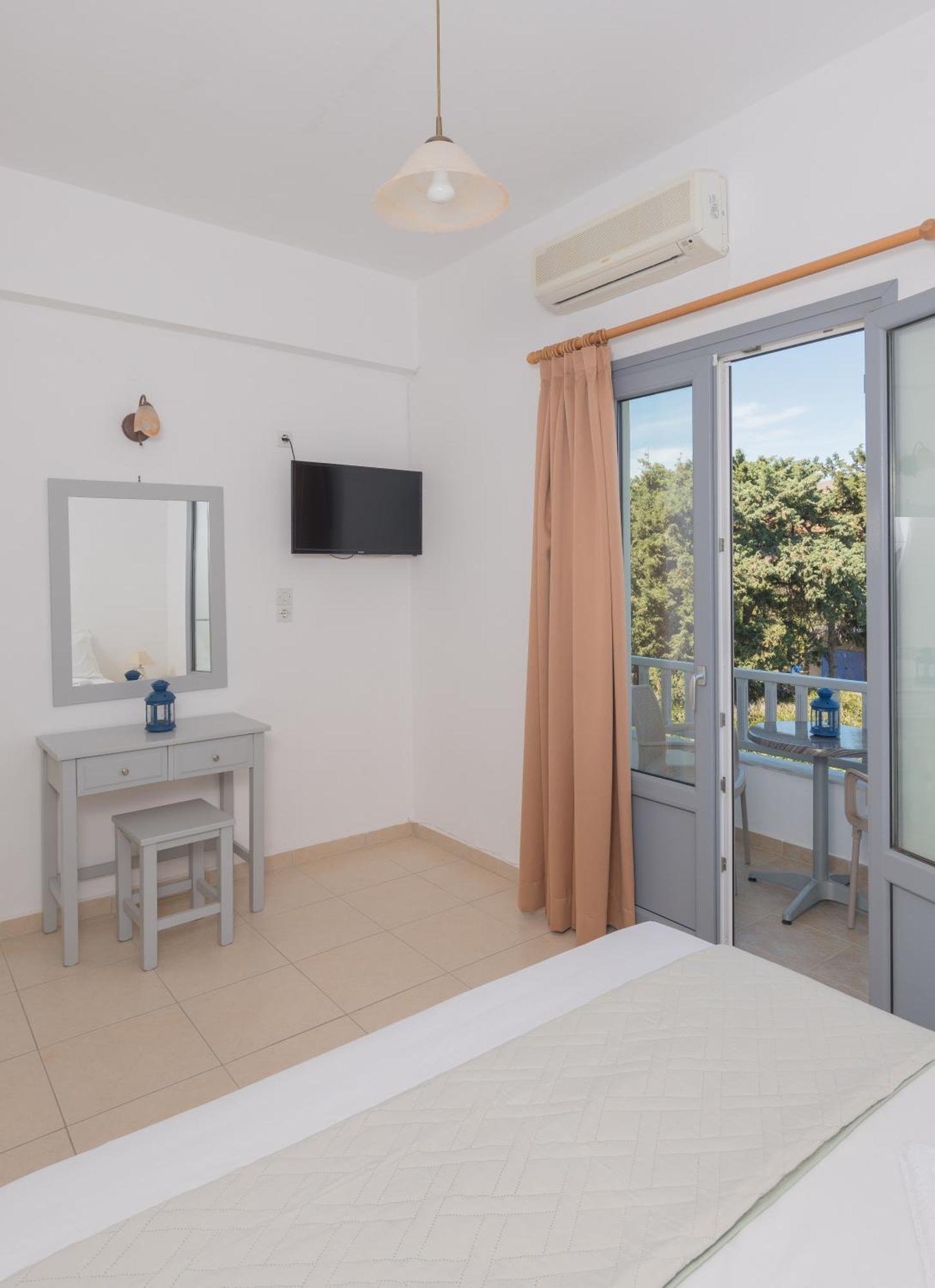 Esperis Apartamento Livadi  Exterior foto