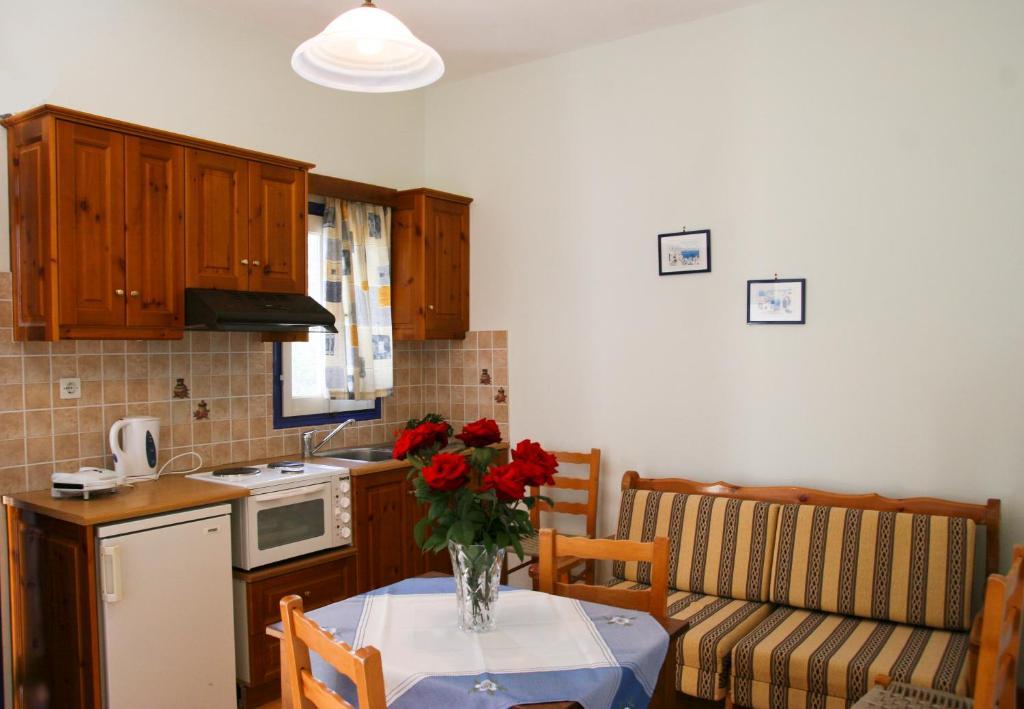 Esperis Apartamento Livadi  Exterior foto